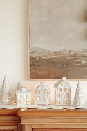 Small Winter Chalet Tealight House