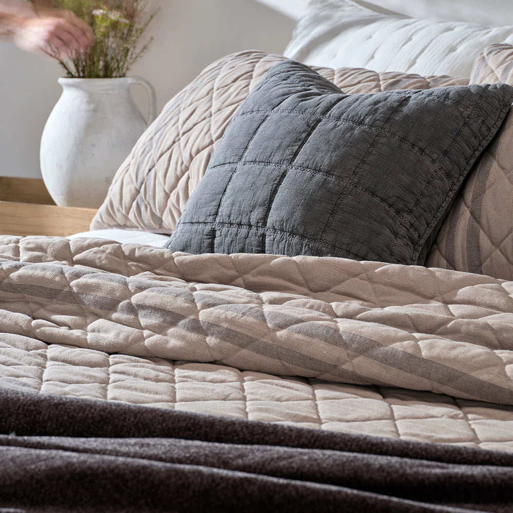 Room Double/Queen Quilt